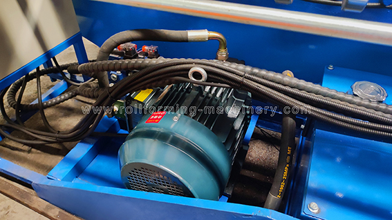 آلة تشكيل العقص العقص التلقائي (اتجاهين أفقي ورأسي)