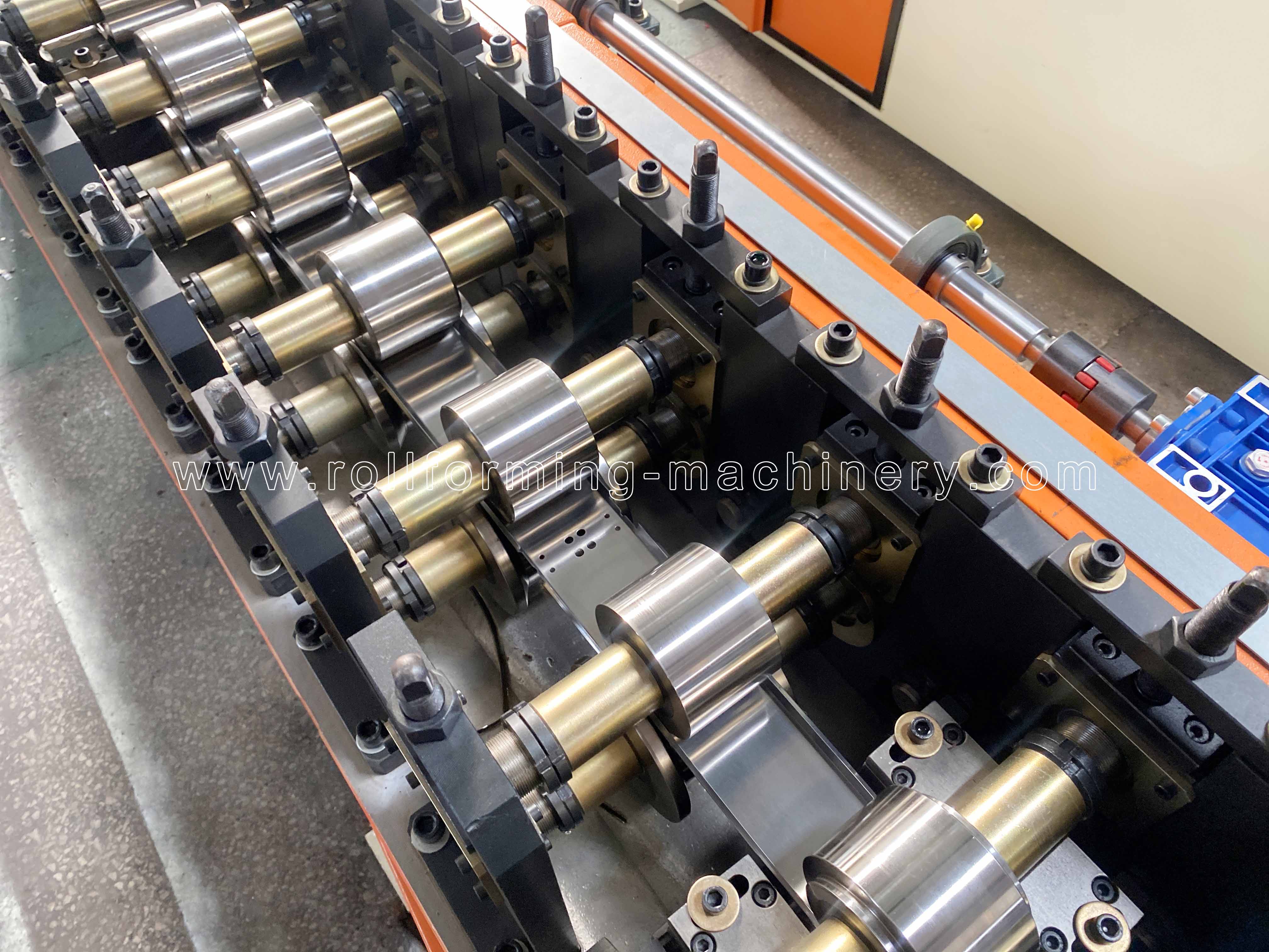 لفة تشكيل مطحنة