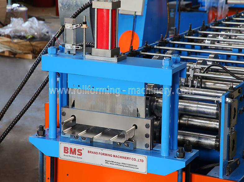 ملامح لوحة وأنواع التماس