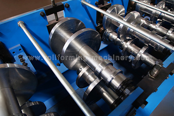 المعادن الدواجن تغذية حاضرة لفة تشكيل آلة YX154-86