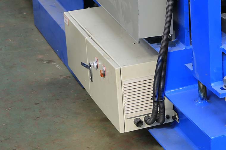 نظام التحكم PLC